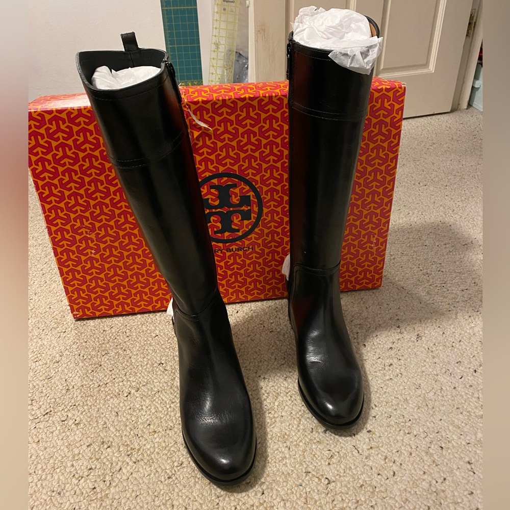 Brand new (in box) Tory Burch Jess Riding Boots (size: 9, NWT)